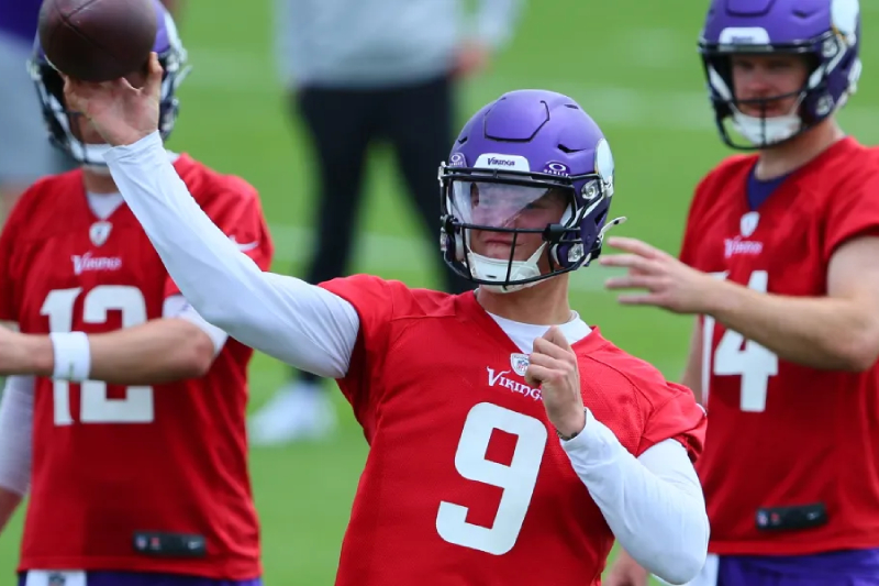 Vikings' JJ McCarthy to Undergo Knee Surgery Due to Injury