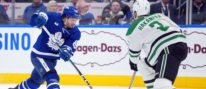 Les Leafs renforcent la profondeur de l'aile, mais des questions subsistent toujours