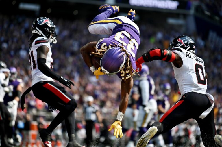 Les Mots Combatifs de Holmesy: Votre Guide pour Comprendre les Cotes de la Semaine 4 de la NFL, la Psychologie du Marché des Paris, et les Accessoires Sous-évalués