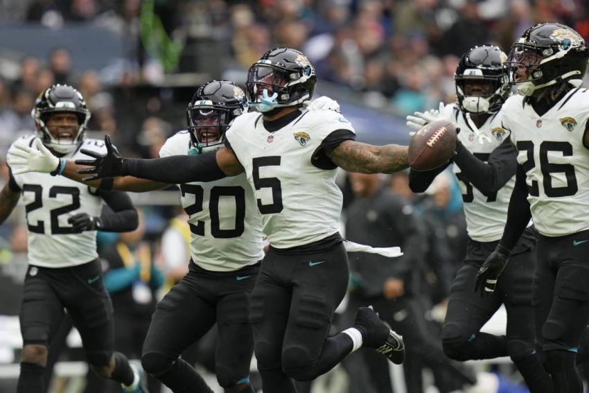 "Andre Cisco of the Jaguars: 'Many Have Given Up'"