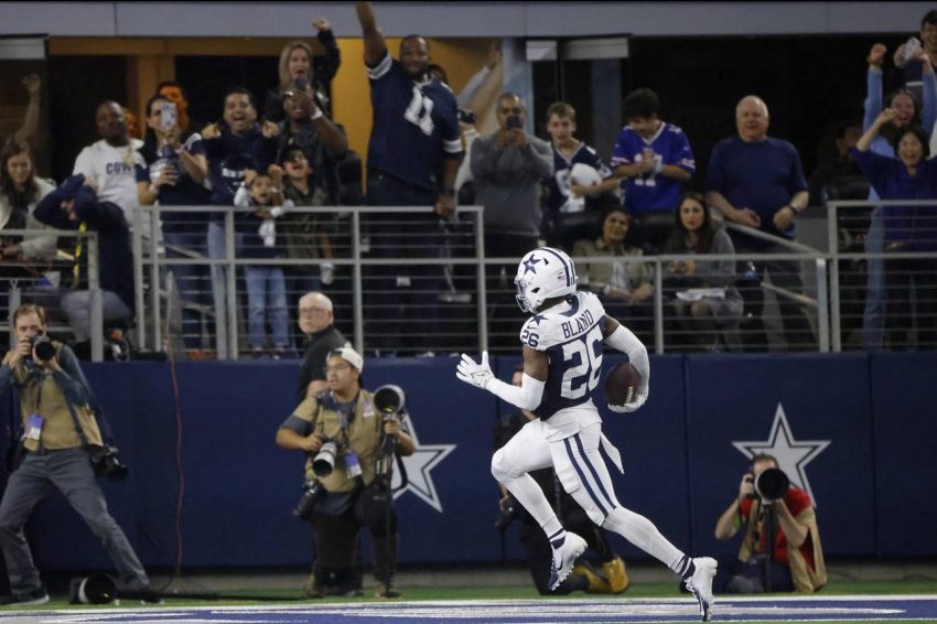 DaRon Bland Makes His Return to the Cowboys