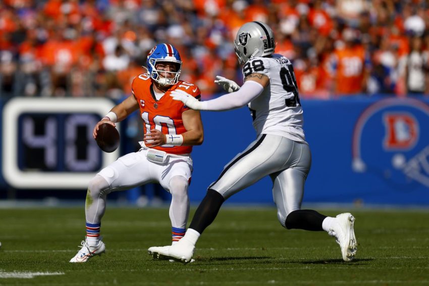 Denver Broncos Achieve Three Consecutive Wins with 34-18 Victory Over Raiders