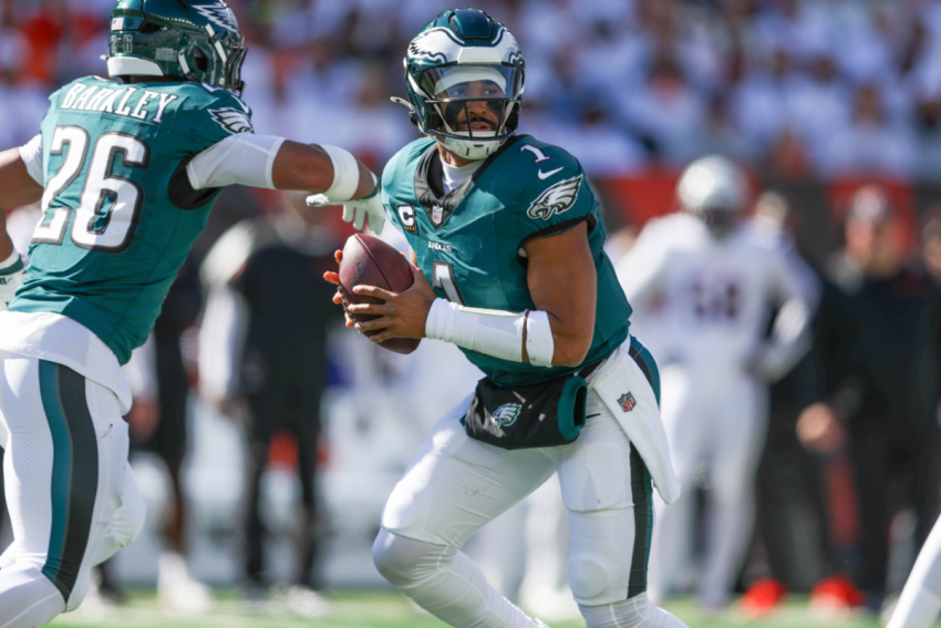 Jalen Hurts Leads Eagles to 37-17 Victory Over Bengals