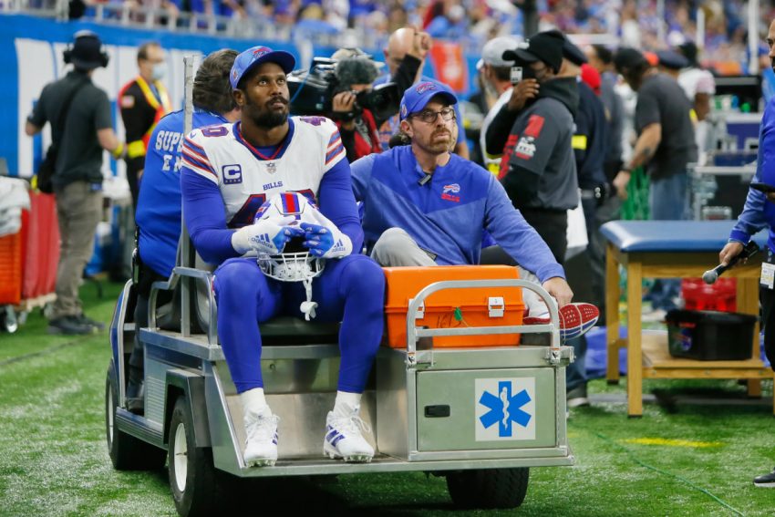 Von Miller from the Bills Suspended for Four Matches: Le Petit Dej'