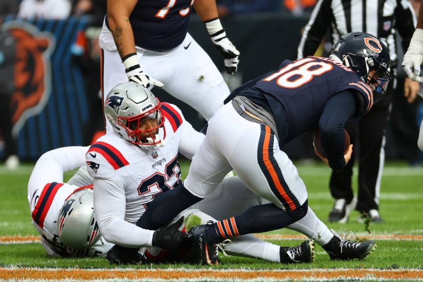 Caleb Williams Struggles Again in Bears-Patriots Game with 3-19 Score
