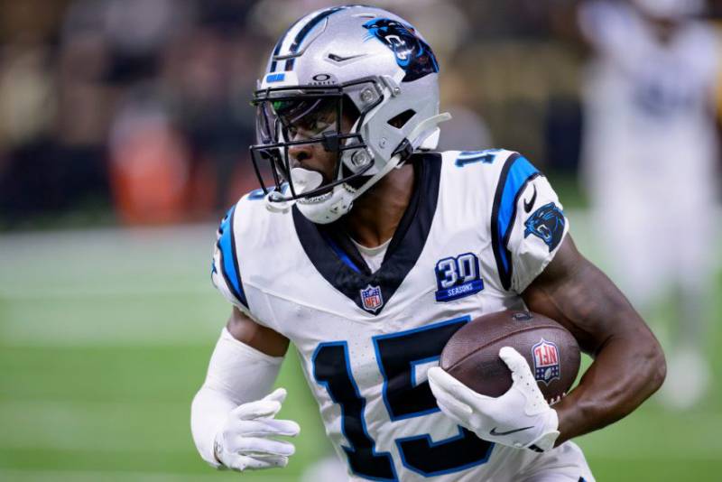 Jonathan Mingo from Panthers Transferred to Dallas