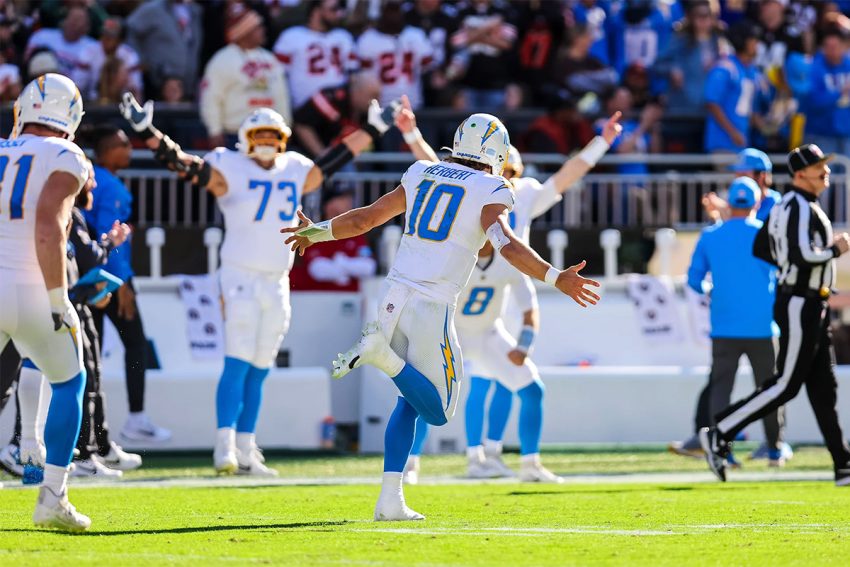 Justin Herbert Leads Chargers to 27-10 Victory Over Browns in One Half