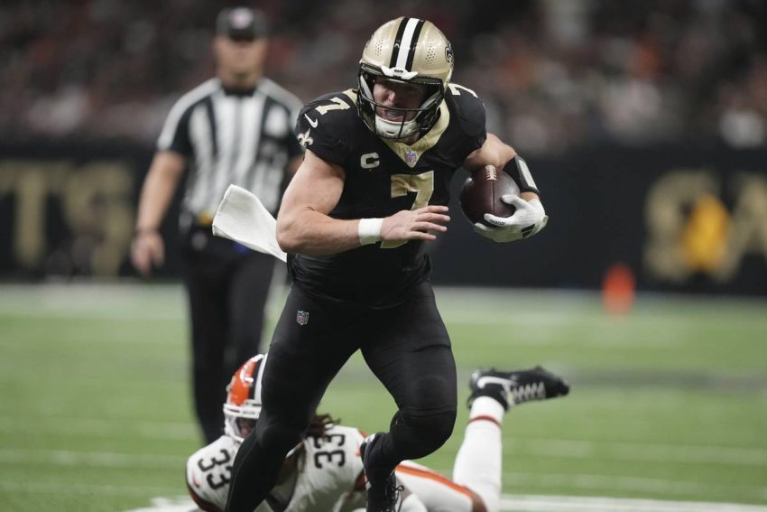 Week 11 Players: Taysom Hill, the Embodiment of Fun