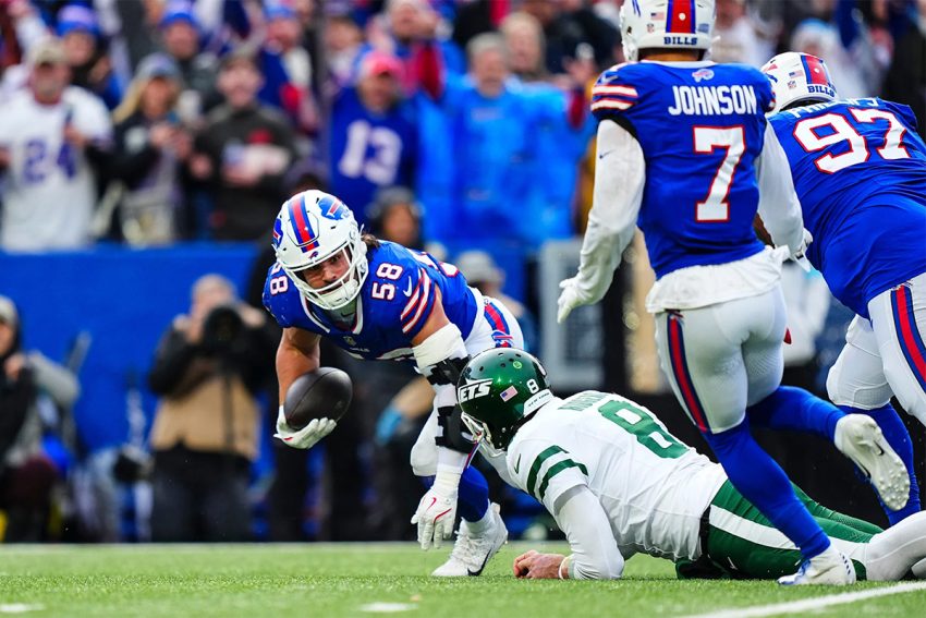 Aaron Rodgers Leads Bills to 40-14 Victory Over Jets