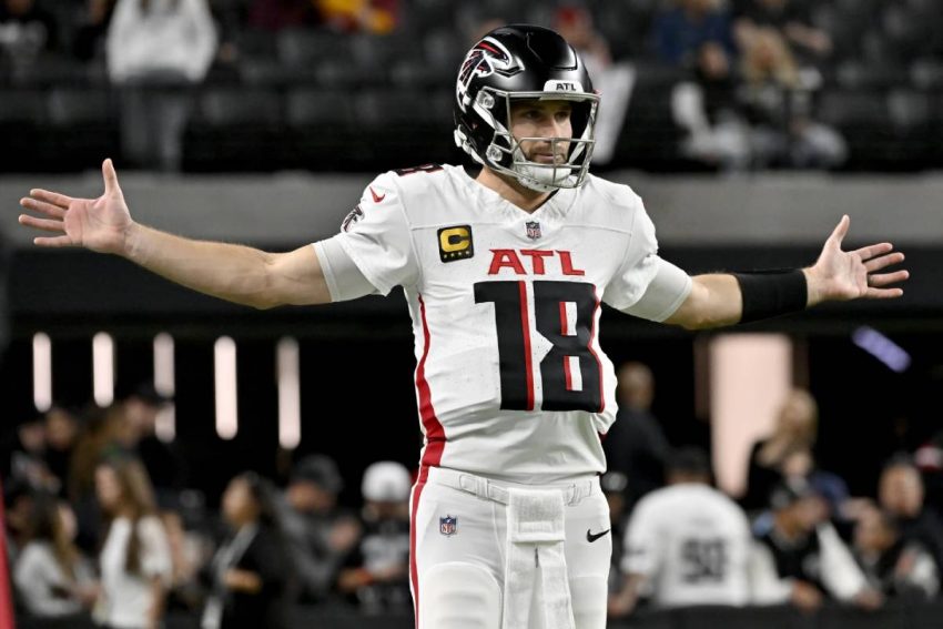 "Despite Kirk Cousins, Raiders Lose to Falcons with a Score of 9-15"