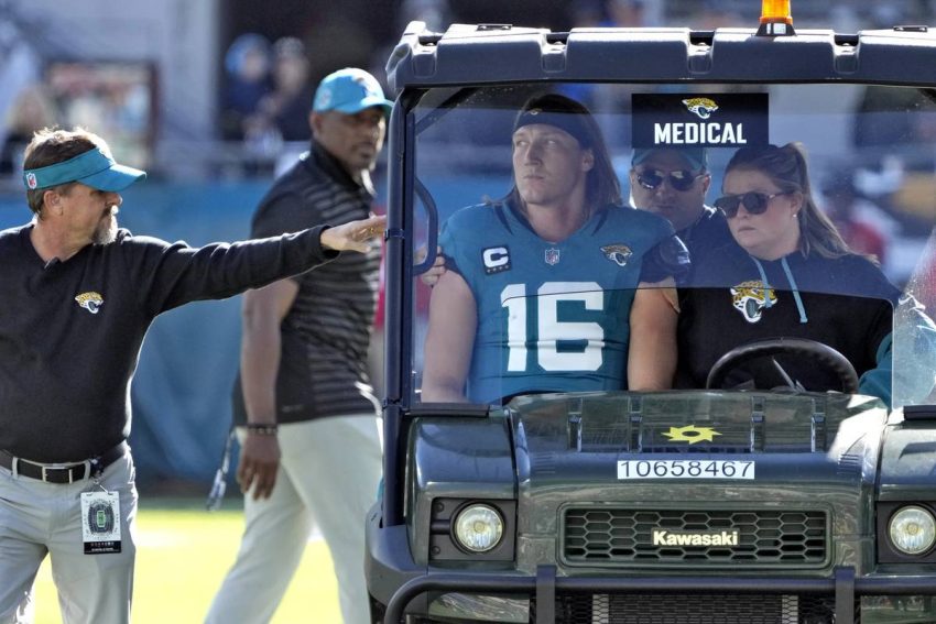 Trevor Lawrence (Jaguars) Out for the Rest of the Season