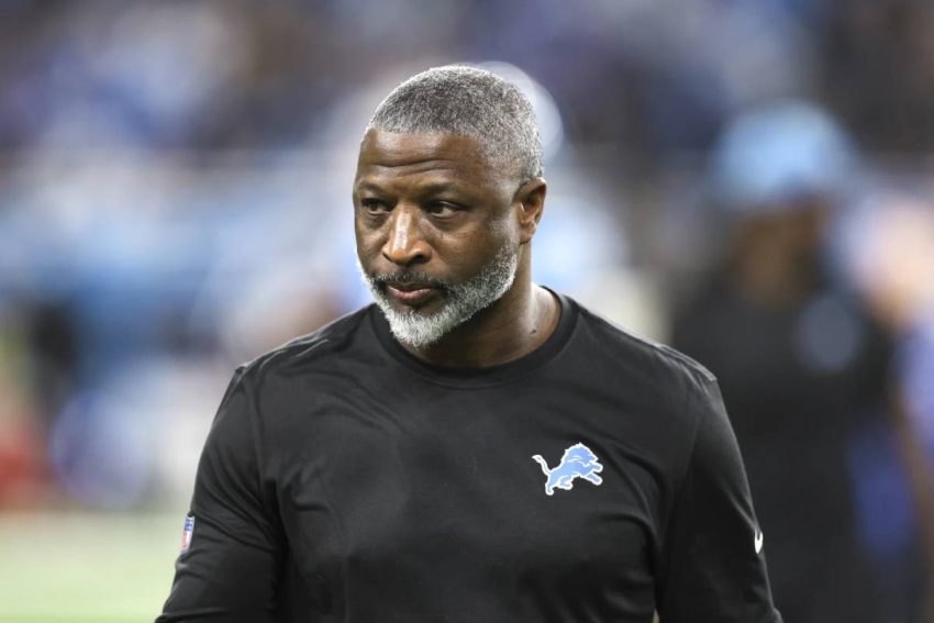 Aaron Glenn Faces Challenges with the Jets During Breakfast Meeting