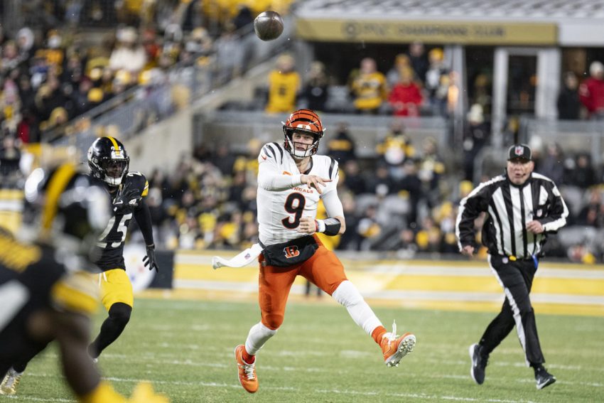 Joe Burrow Keeps Playoff Hopes Alive as Bengals Beat Steelers 19-17