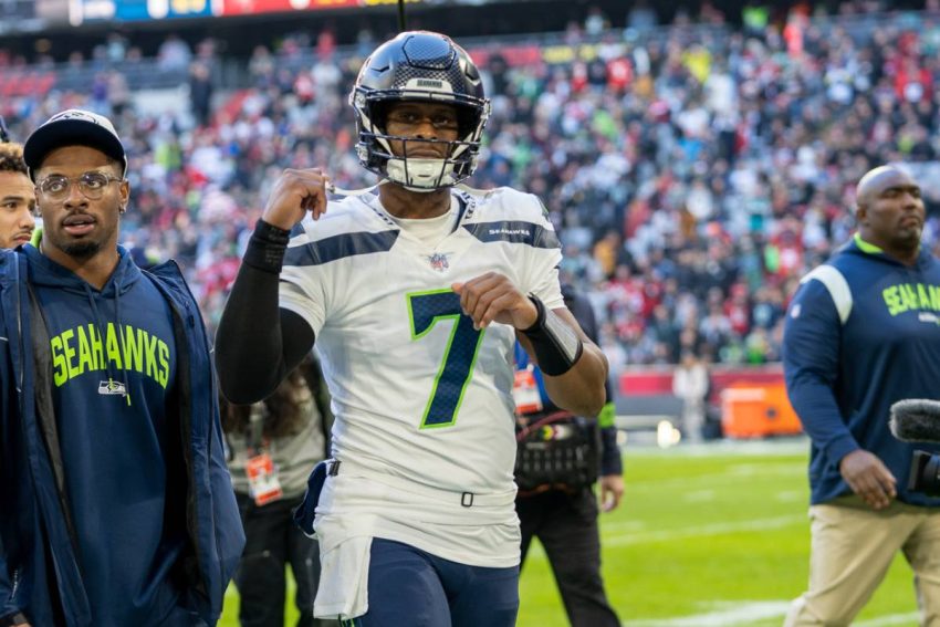 Geno Smith Transferred to the Raiders!