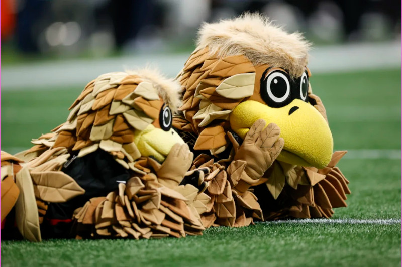 "Friday's Top 5 NFL News: Falcons Penalized, Jerseys and More"